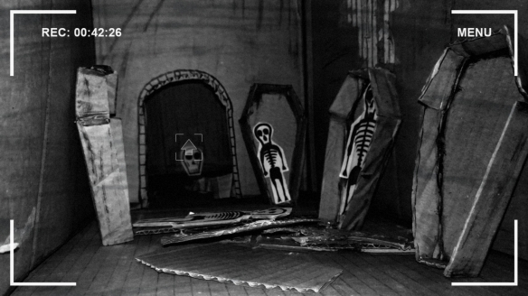 我床底下的黑暗 我床底下的黑暗