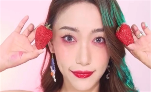 野莓汽水仿妆相机-图3