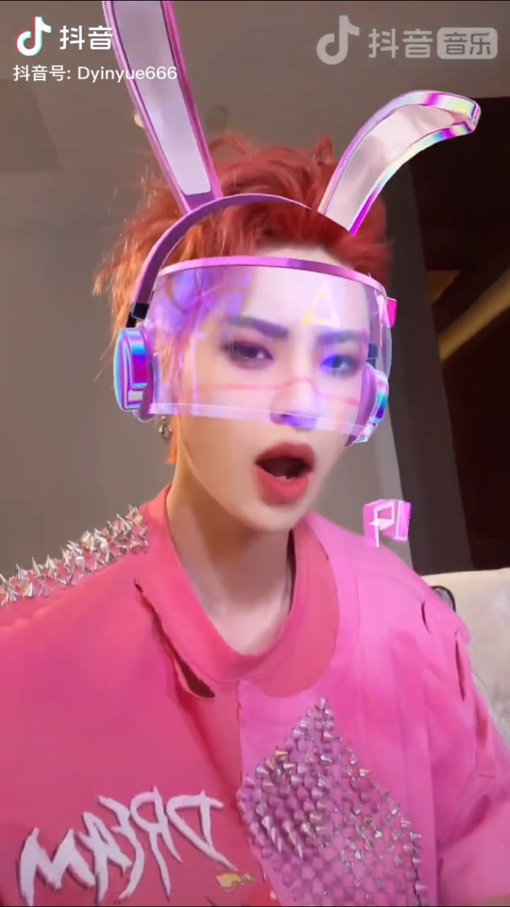 小鬼彩虹兔版mood-图1