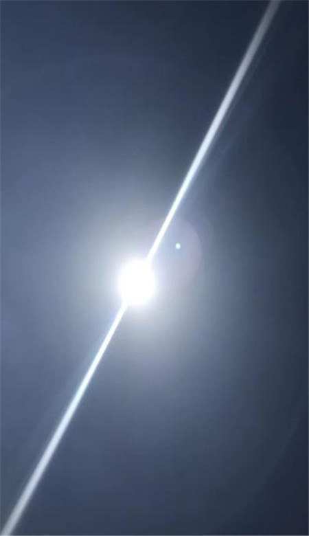 抖音一束光壁纸动态图片大全 抖音一束光壁纸动态图片大全